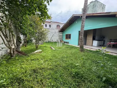 Casa com 3 Quartos à venda, 145m² no Balneário, Florianópolis