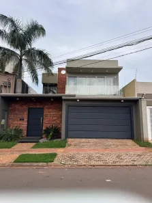 Sobrado com 3 Quartos para alugar, 450m² no Monte Castelo, Campo Grande