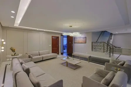 Casa com 4 Quartos para alugar, 450m² no Belvedere, Belo Horizonte