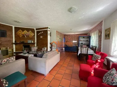 Fazenda/Sítio com 4 Quartos à venda, 1000m² no Arujázinho I, II e III, Arujá