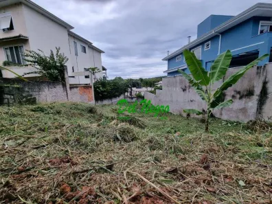 Lote/Terreno à venda, 500m² no Golf Gardens, Carapicuíba
