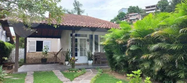 Casa de Condomínio com 3 Quartos à venda, 147m² no Badu, Niterói