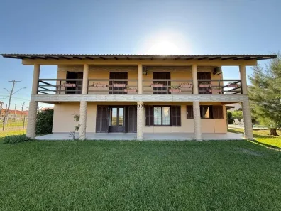 Casa com 4 Quartos à venda, 241m² no Mariluz C, Imbé