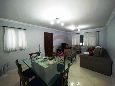 Sobrado com 3 Quartos à venda, 202m² no Jardim Cláudia, São Paulo