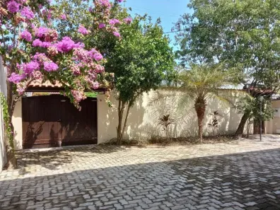 Casa com 4 Quartos à venda, 340m² no Itaipu, Niterói