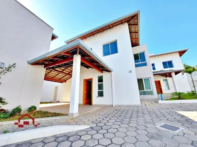 Casa de Condomínio com 3 Quartos à venda, 119m² no Centro, Contagem