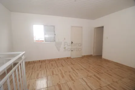 Casa com 2 Quartos para alugar, 114m² no Fragata, Pelotas