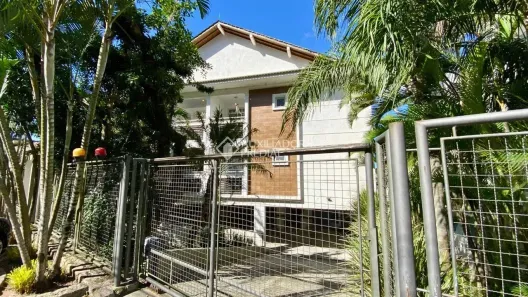 Apartamento com 3 Quartos para alugar, 145m² no Lagoa da Conceição, Florianópolis