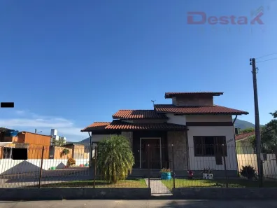 Casa com 4 Quartos à venda, 204m² no Rio Caveiras, Biguaçu