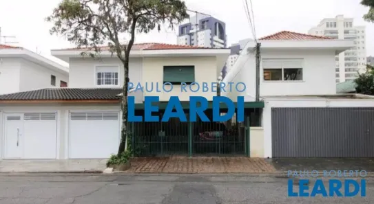 Sobrado com 4 Quartos à venda, 220m² no Santo Amaro, São Paulo