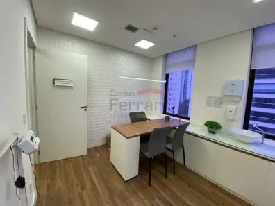 Prédio Comercial à venda, 104m² no Cidade Monções, São Paulo