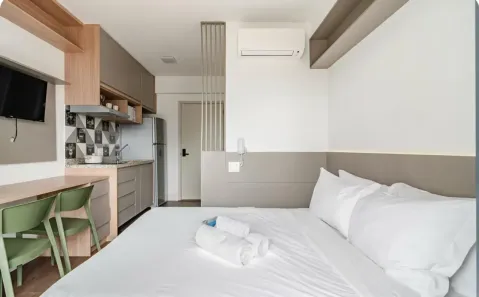Apartamento com 1 Quarto para alugar, 22m² no Jardim das Acácias, São Paulo
