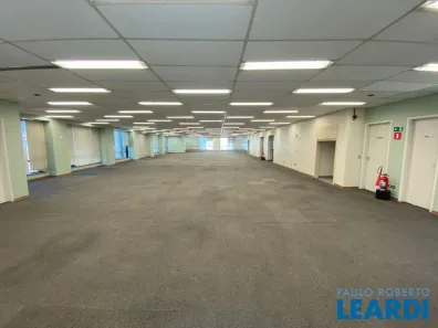 Sala Comercial para alugar, 438m² no Cerqueira César, São Paulo