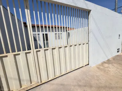 Casa com 2 Quartos à venda, 130m² no Setor de Chácaras Anhangüera C, Valparaíso de Goiás
