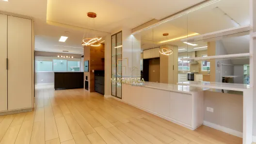 Casa de Condomínio com 3 Quartos à venda, 255m² no Uberaba, Curitiba