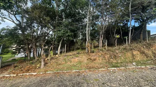 Lote/Terreno à venda, 1060m² no Vila do Ouro, Nova Lima