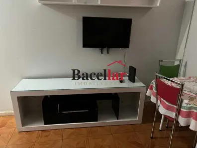 Kitnet com 1 Quarto à venda, 32m² no Copacabana, Rio de Janeiro