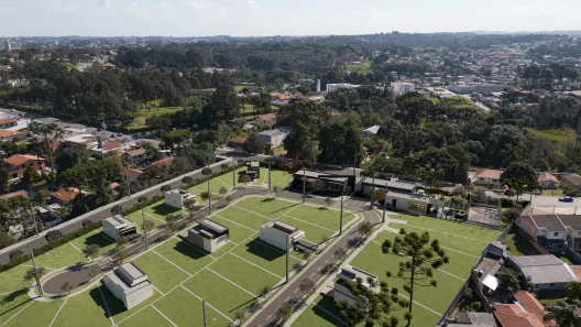 Lote/Terreno à venda, 317m² no Santa Cândida, Curitiba
