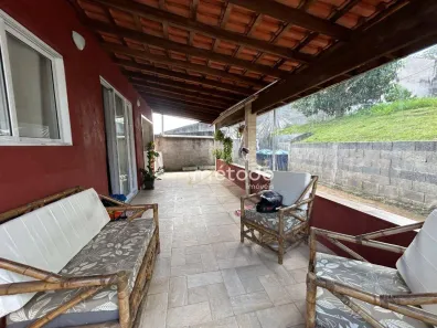Imóvel Comercial com 2 Quartos à venda, 157m² no Parque Agrinco, Guararema