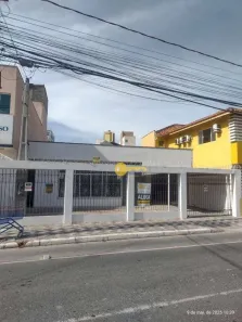 Casa de Condomínio com 4 Quartos para alugar, 300m² no Centro, Itajaí