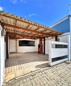 Casa com 3 Quartos à venda, 75m² no Santa Regina, Camboriú
