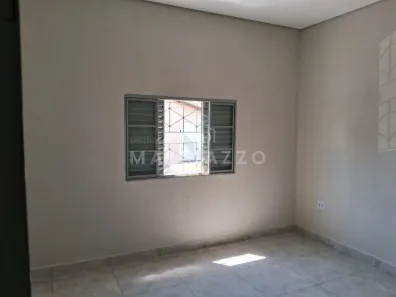 Casa com 2 Quartos para alugar, 90m² no Vila Cristóvam, Limeira