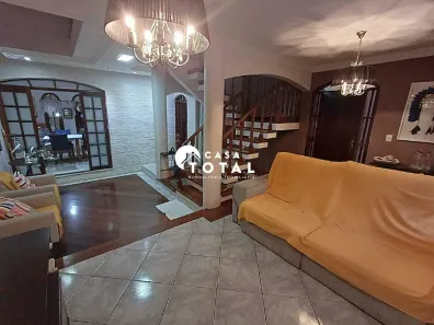 Sobrado com 3 Quartos à venda, 195m² no Vila Nossa Senhora das Vitórias, Mauá