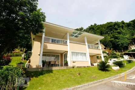 Casa com 4 Quartos para alugar, 450m² no Recreio dos Bandeirantes, Rio de Janeiro