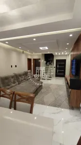Sobrado com 3 Quartos à venda, 212m² no Jardim Santa Adelaide, Jundiaí