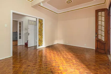 Casa com 8 Quartos à venda, 400m² no Liberdade, São Paulo