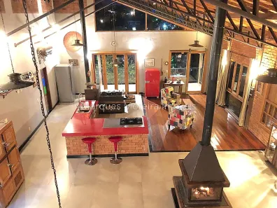 Casa com 3 Quartos à venda, 300m² no Parque Jardim da Serra, Juiz de Fora