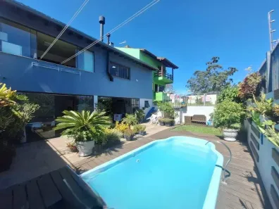 Casa com 5 Quartos à venda, 305m² no Centro, Viamão