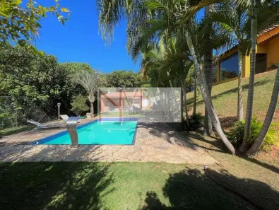Casa com 4 Quartos à venda, 350m² no Chácara Santa Lúcia, Carapicuíba