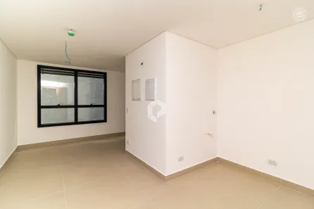 Sala Comercial à venda, 67m² no Centro, Curitiba