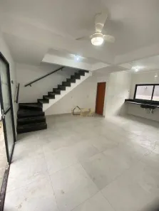 Sobrado com 2 Quartos à venda, 70m² no Maresias, São Sebastião