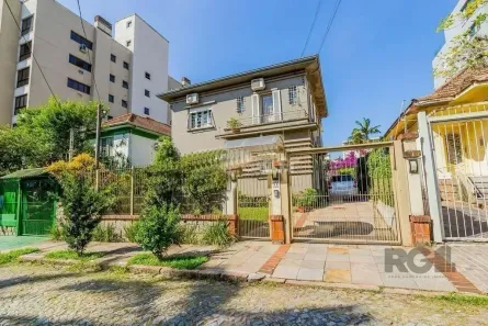 Casa com 3 Quartos à venda, 636m² no São João, Porto Alegre