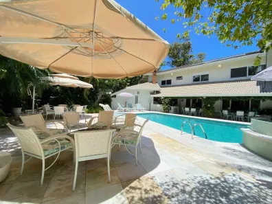 Casa com 6 Quartos para alugar, 520m² no Riviera, Bertioga