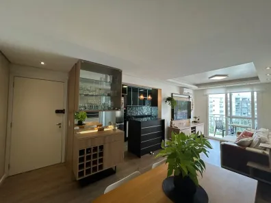 Apartamento com 3 Quartos para alugar, 73m² no Jardim Sabará, Porto Alegre