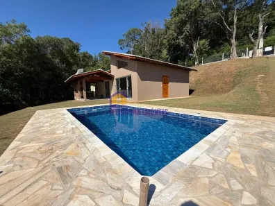 Fazenda/Sítio com 3 Quartos à venda, 1125m² no Curral, Ibiúna