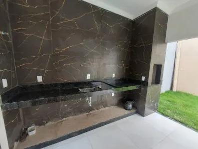 Casa com 3 Quartos à venda, 170m² no Novo Mundo, Uberlândia