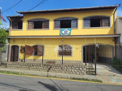 Casa com 5 Quartos à venda, 330m² no Rústico, Volta Redonda