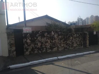 Casa com 3 Quartos para alugar, 250m² no Super Quadra Morumbi, São Paulo
