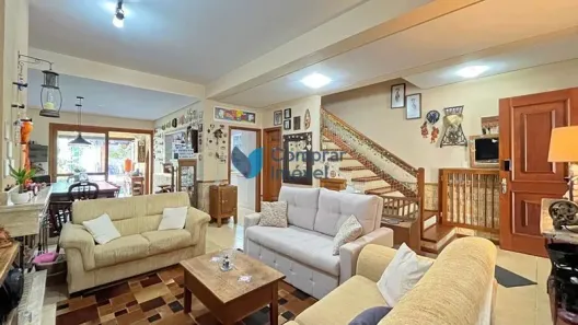 Casa com 3 Quartos à venda, 274m² no Ipanema, Porto Alegre
