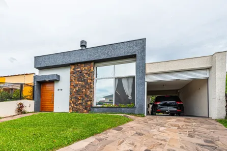 Casa com 3 Quartos à venda, 156m² no Espírito Santo, Porto Alegre