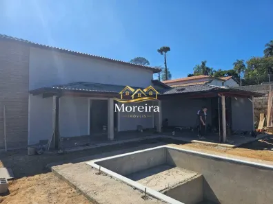 Fazenda/Sítio com 3 Quartos à venda, 1000m² no , Mairinque
