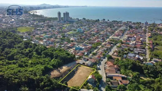 Lote/Terreno à venda, 2138m² no Centro, Penha