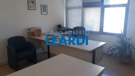 Sala Comercial à venda, 40m² no Vila Nova Conceição, São Paulo