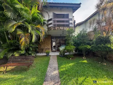Casa com 4 Quartos à venda, 300m² no Centro, Bertioga