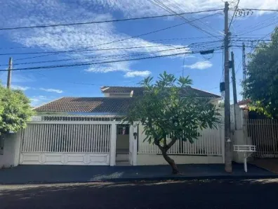 Casa com 2 Quartos à venda, 130m² no São Francisco, São José do Rio Preto
