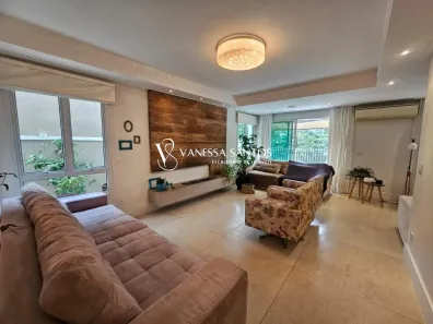 Casa de Condomínio com 3 Quartos à venda, 235m² no Jardim Itatinga, São Paulo